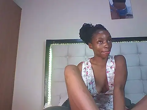 Snapshot of hoeligal chatting on June 2026 09:31:01 PM hoeligal online show from June 2026 09:31:01 PM