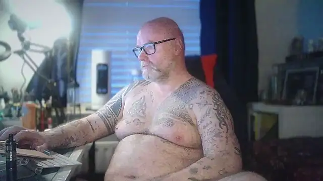 Tattooed Dilf 01 online show from May 2026 08:59:01 PM