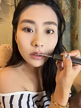 Snapshot of zhenzhen-888 chatting on August 2026 03:14:02 PM zhenzhen-888 online show from August 2026 03:14:02 PM