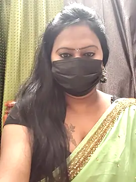 Snapshot of Meera_mia chatting on June 2026 11:09:02 PM Meera mia online show from June 2026 11:09:02 PM