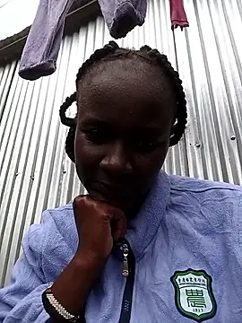 Snapshot of Ebonylouisa chatting on June 2026 02:43:01 PM Ebonylouisa online show from June 2026 02:43:01 PM