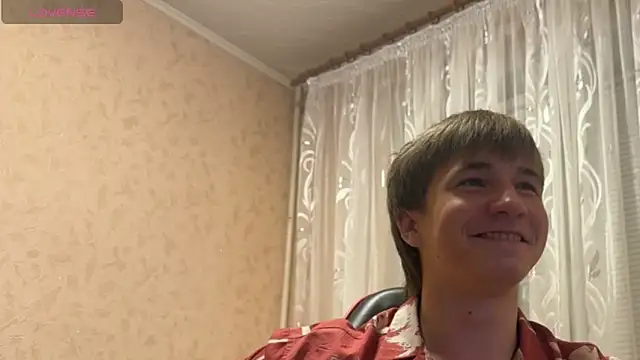 Goolden Flaash online show from May 2026 07:42:02 PM