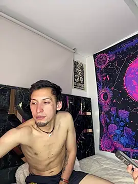 Yizz 20 online show from June 2026 03:49:01 AM