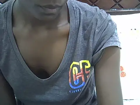 Snapshot of Sexxy_tania2 chatting on June 2026 05:03:02 AM Sexxy tania2 online show from June 2026 05:03:02 AM