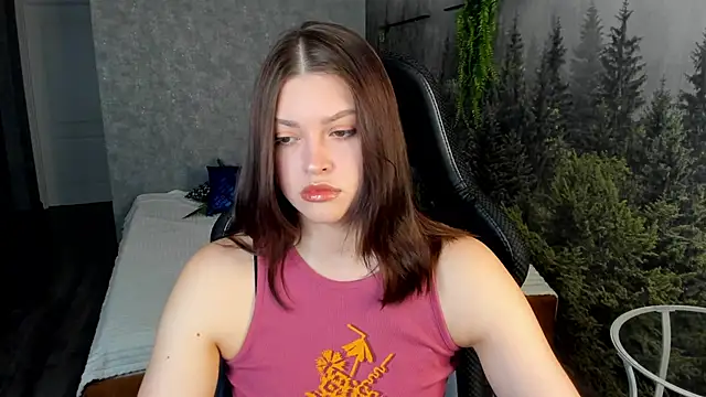Snapshot of Maya-Mimi chatting on June 2026 01:00:02 AM Maya-Mimi online show from June 2026 01:00:02 AM