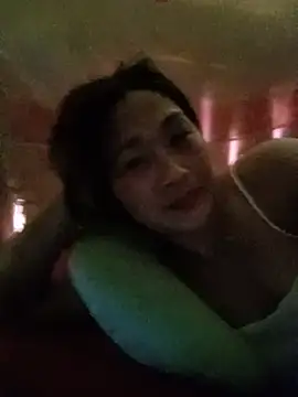 Snapshot of Mia-mia12 chatting on May 2026 06:43:01 AM Mia-mia12 online show from May 2026 06:43:01 AM