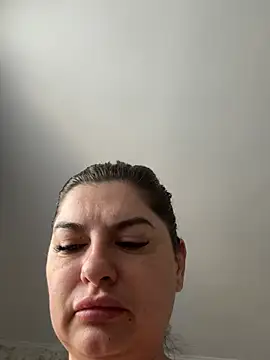 Snapshot of evaxxxcurvyxxx chatting on June 2026 08:04:02 AM evaxxxcurvyxxx online show from June 2026 08:04:02 AM