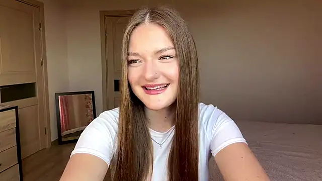 Snapshot of lizzzanatooo chatting on June 2026 02:59:02 PM lizzzanatooo online show from June 2026 02:59:02 PM