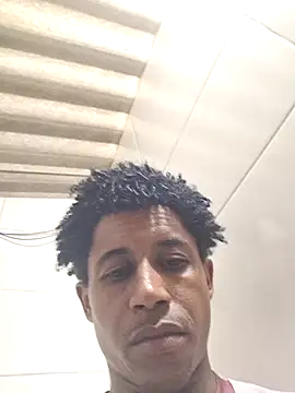 Snapshot of carlinhos14dot chatting on July 2026 05:21:01 AM carlinhos14dot online show from July 2026 05:21:01 AM