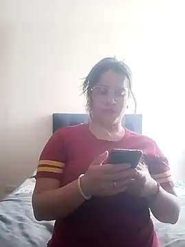 Snapshot of Andreita_2002 chatting on August 2026 03:47:02 PM Andreita 2002 online show from August 2026 03:47:02 PM