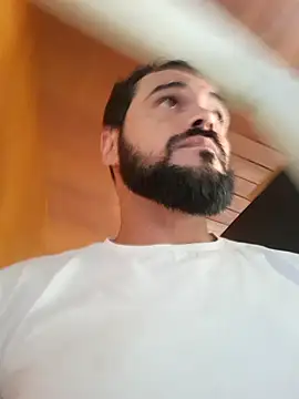 Snapshot of Pistola_faminta chatting on January 2025 01:47:01 PM Pistola faminta online show from January 2025 01:47:01 PM