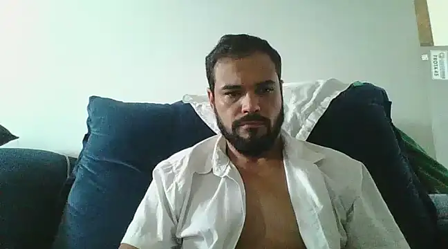 Snapshot of Pistola_faminta chatting on January 2025 10:27:02 AM Pistola faminta online show from January 2025 10:27:02 AM