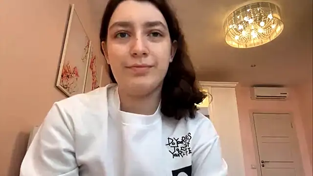 Snapshot of MilkySerenya chatting on May 2026 11:51:01 AM MilkySerenya online show from May 2026 11:51:01 AM
