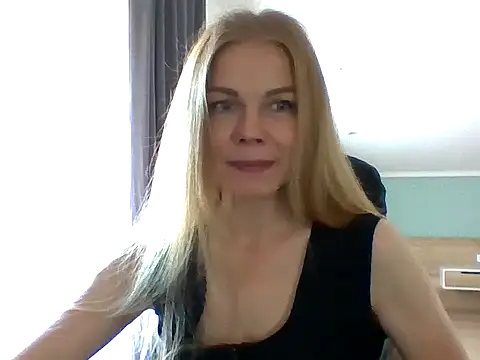 Snapshot of Tina5394 chatting on June 2026 03:42:02 AM Tina5394 online show from June 2026 03:42:02 AM
