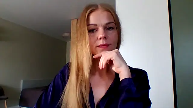 Snapshot of Tina5394 chatting on June 2026 05:01:02 AM Tina5394 online show from June 2026 05:01:02 AM