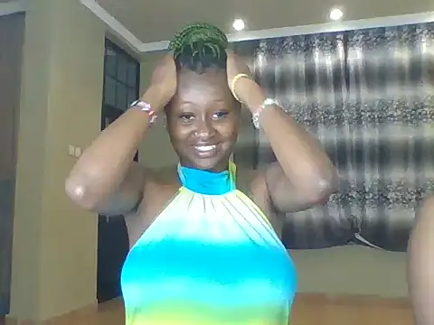 Snapshot of _Empress chatting on May 2026 05:32:02 PM Empress online show from May 2026 05:32:02 PM