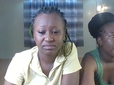 Snapshot of _Empress chatting on May 2026 07:04:01 PM Empress online show from May 2026 07:04:01 PM