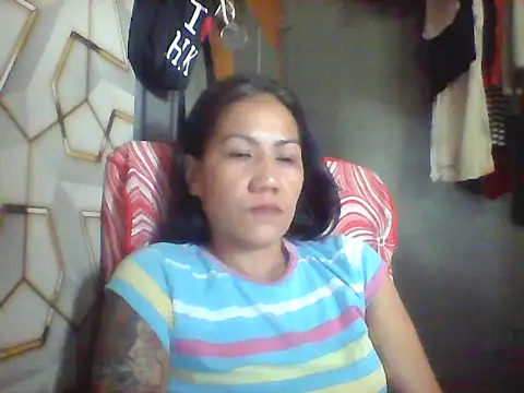 Snapshot of pinayheartaker chatting on June 2026 03:26:02 AM pinayheartaker online show from June 2026 03:26:02 AM