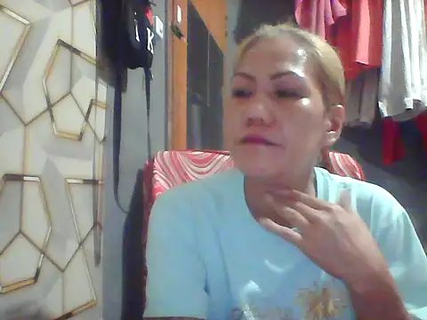 Snapshot of pinayheartaker chatting on July 2026 01:28:01 PM pinayheartaker online show from July 2026 01:28:01 PM