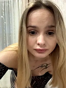 Lana Odley online show from June 2026 06:33:02 PM