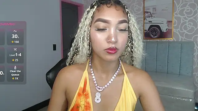 Snapshot of CamilaVixen_ch chatting on July 2026 01:50:01 PM CamilaVixen ch online show from July 2026 01:50:01 PM