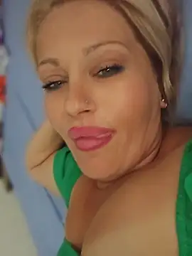 Snapshot of brenda121 chatting on July 2026 11:36:01 AM brenda121 online show from July 2026 11:36:01 AM