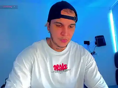 jacob lautnerr online show from July 2026 10:05:02 PM
