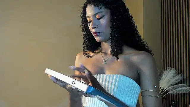 Snapshot of Lissa_Blaze chatting on July 2026 11:04:01 AM Lissa Blaze online show from July 2026 11:04:01 AM