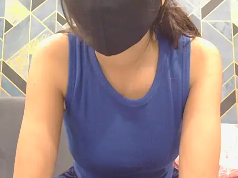 Snapshot of Hey-anamika chatting on June 2026 07:07:01 AM Hey-anamika online show from June 2026 07:07:01 AM