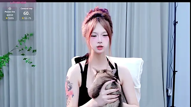 Snapshot of qing-gugu chatting on June 2026 07:50:02 AM qing-gugu online show from June 2026 07:50:02 AM