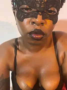 Snapshot of Honeybeespecial chatting on June 2026 11:25:01 PM Honeybeespecial online show from June 2026 11:25:01 PM