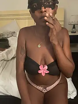 Snapshot of Honeybeespecial chatting on June 2026 09:15:01 AM Honeybeespecial online show from June 2026 09:15:01 AM