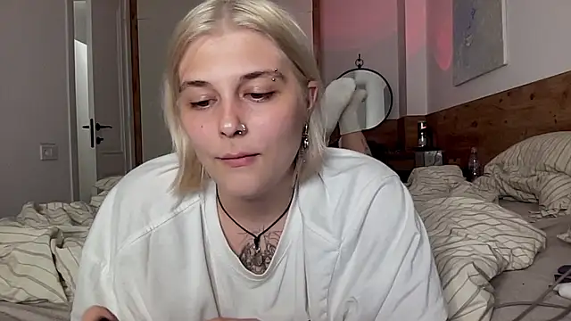 Ella Bloom online show from July 2026 06:46:02 PM