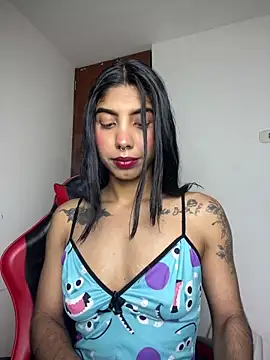 Snapshot of NassFit2 chatting on June 2026 02:01:01 AM NassFit2 online show from June 2026 02:01:01 AM
