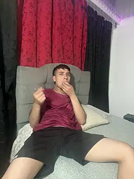 JULIANHOTSEX online show from June 2026 02:46:01 AM