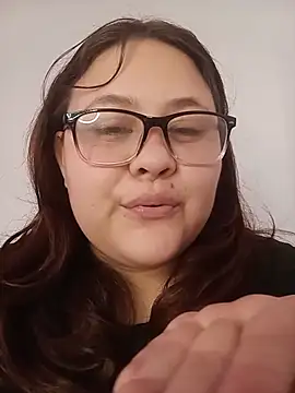 VeryGirlhot online show from July 2026 06:22:02 PM
