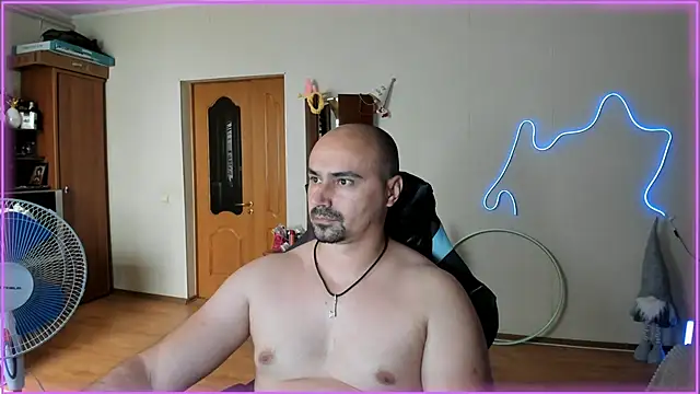 Snapshot of -SexyDaddy- chatting on June 2026 12:40:01 PM -SexyDaddy- online show from June 2026 12:40:01 PM