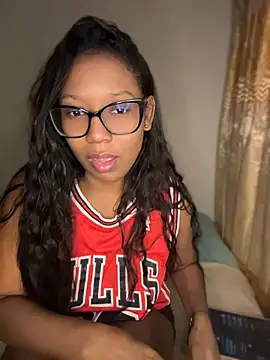 Snapshot of chell_iivy chatting on July 2026 05:31:02 AM chell iivy online show from July 2026 05:31:02 AM