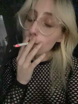 xp blondie online show from June 2026 08:11:01 PM