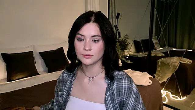 MurielGray online show from June 2026 05:42:01 AM