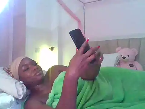 Xannaxx  online show from June 2026 04:01:01 AM