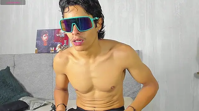 tommyhot7 online show from June 2026 08:10:02 PM