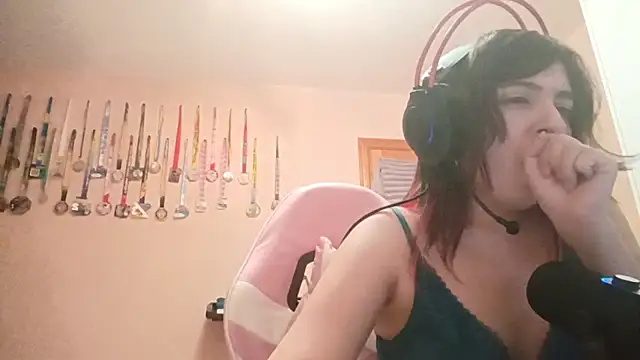 Snapshot of bunnyhoneylovehands chatting on July 2026 10:42:02 PM bunnyhoneylovehands online show from July 2026 10:42:02 PM