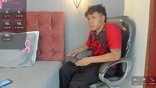 Snapshot of Liam__fox chatting on July 2026 03:45:01 AM Liam fox online show from July 2026 03:45:01 AM