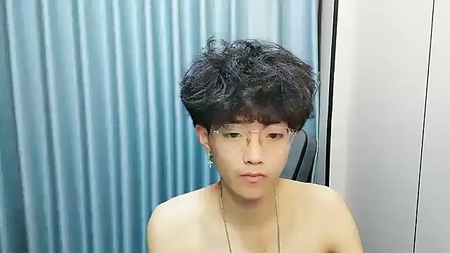 Snapshot of wssoo11 chatting on July 2026 01:14:02 PM wssoo11 online show from July 2026 01:14:02 PM