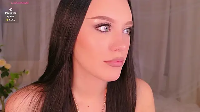 Snapshot of Cassadyy chatting on July 2026 01:33:01 AM Cassadyy online show from July 2026 01:33:01 AM