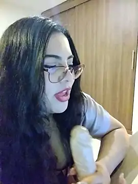 Roxxy Sade online show from July 2026 11:59:02 PM