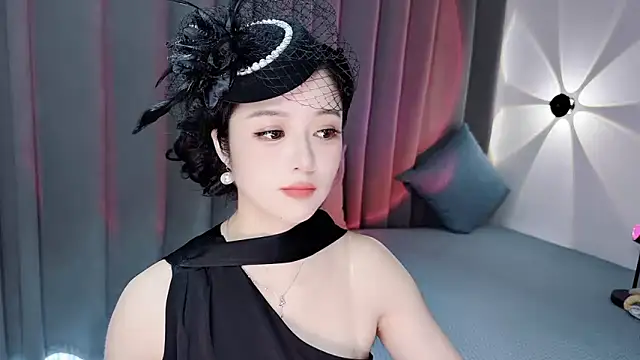 Snapshot of Momo-Wow chatting on July 2026 05:35:02 AM Momo-Wow online show from July 2026 05:35:02 AM
