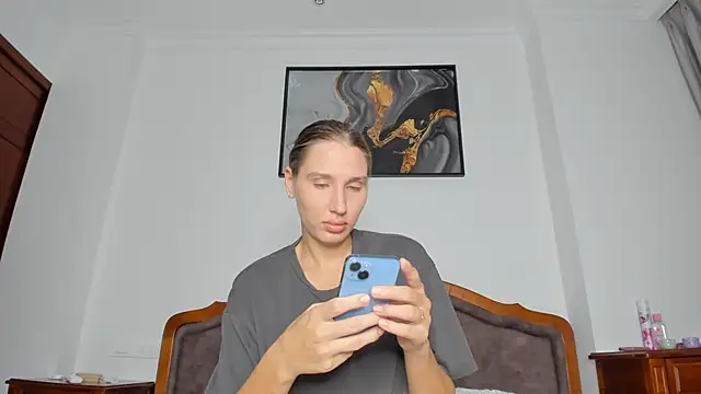 SofiClimbing online show from November 2025 10:59:01 AM