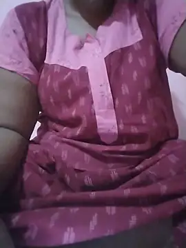 Snapshot of Tamilvalarmathi chatting on June 2026 04:41:01 PM Tamilvalarmathi online show from June 2026 04:41:01 PM